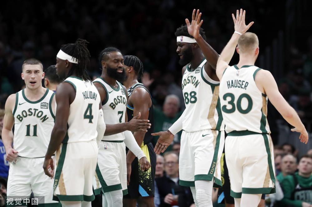 更是对未来 更是对未来